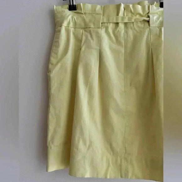 BCBGMaxAzria Paper Bag Skirt, Dusty Yellow, Size 8 - Picture 14 of 16